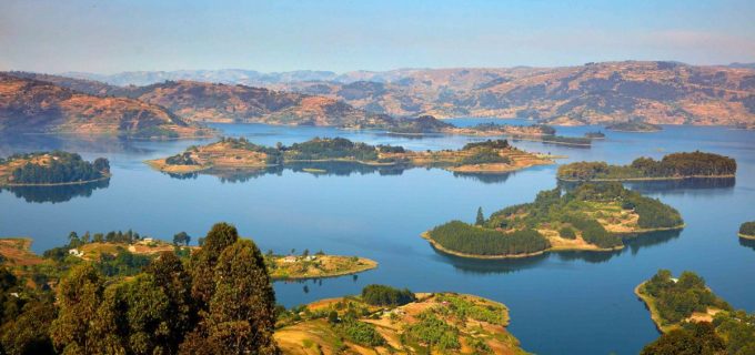 Lake-Bunyonyi